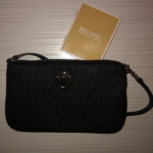 Michael Kors small hand bag/wristlet